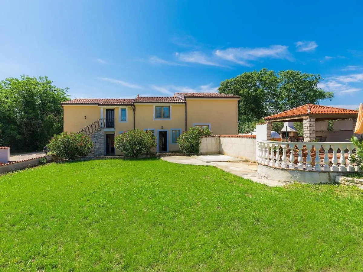 Holiday Home Ksenija-2 By Interhome Cepljani 0*,